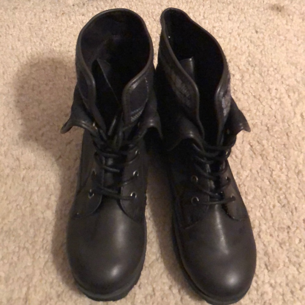 Black and plaid Combat Boots